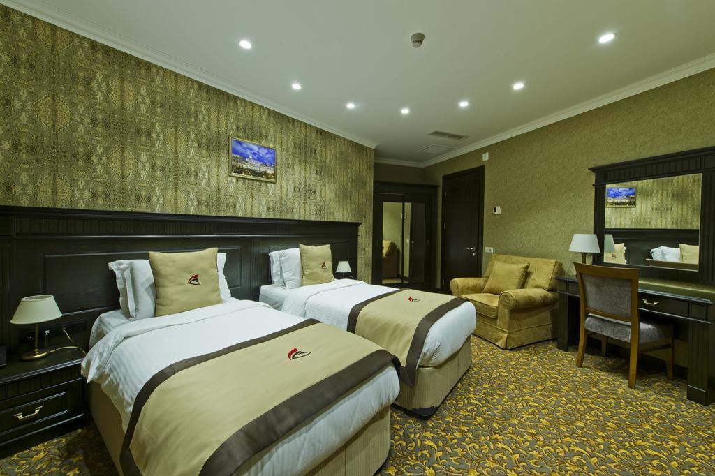 Colosseum Marina Hotel Batumi Exteriér fotografie