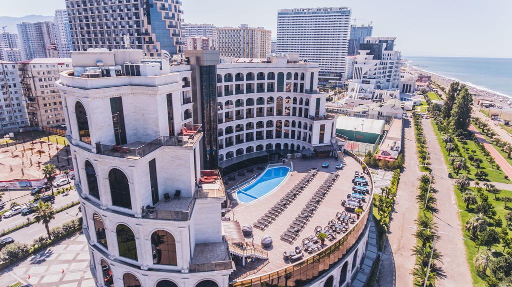 Colosseum Marina Hotel Batumi Exteriér fotografie
