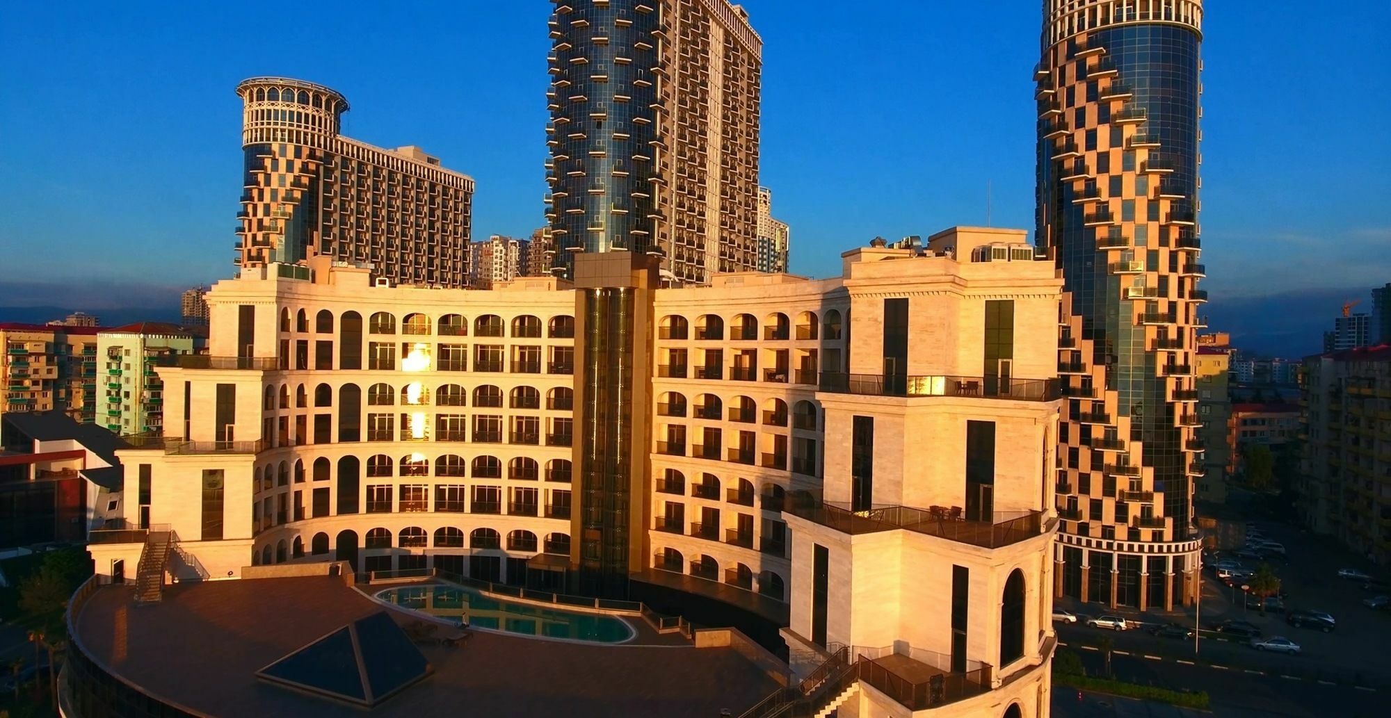 Colosseum Marina Hotel Batumi Exteriér fotografie